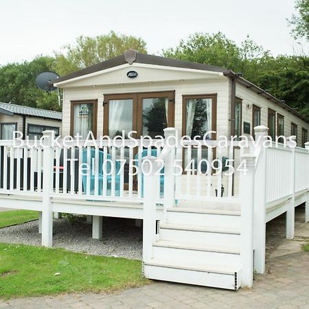 Blackpool Caravans Marton Mere Exterior photo
