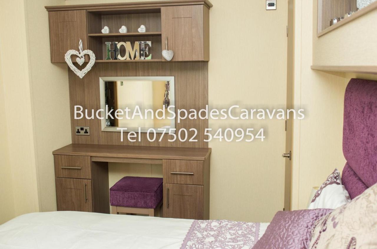 Blackpool Caravans Marton Mere Exterior photo