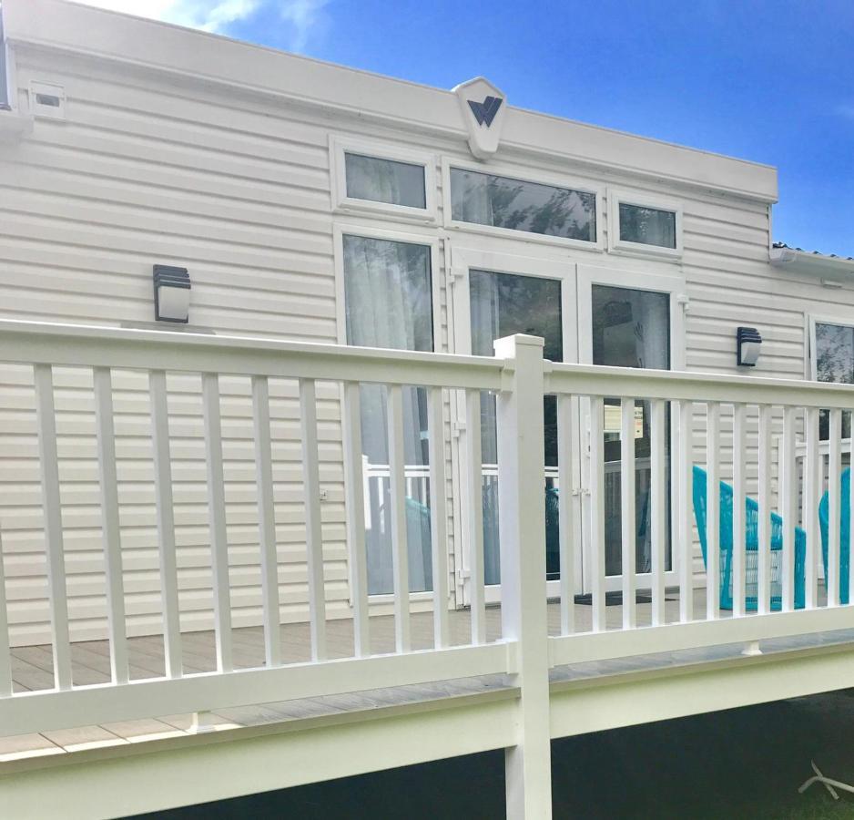 Blackpool Caravans Marton Mere Exterior photo