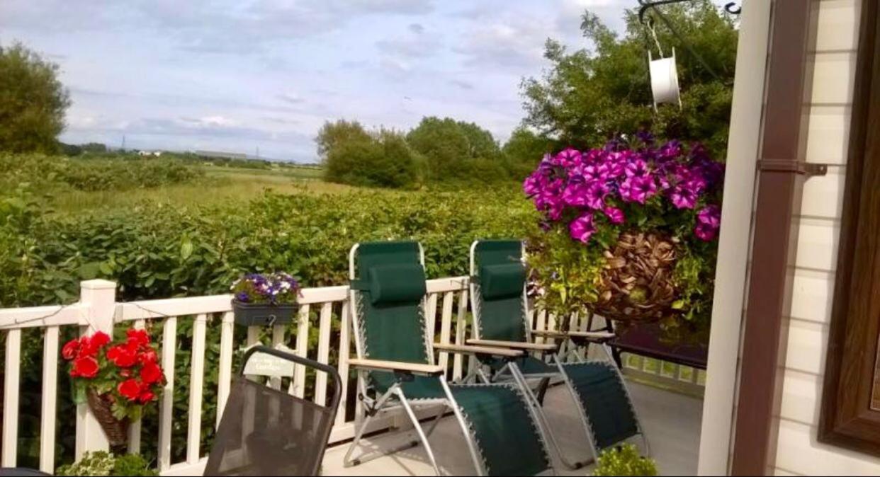 Blackpool Caravans Marton Mere Exterior photo