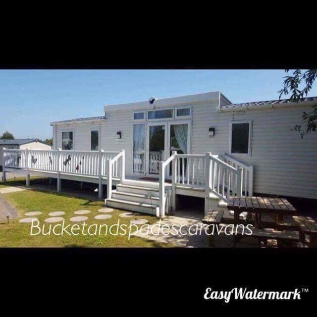 Blackpool Caravans Marton Mere Exterior photo