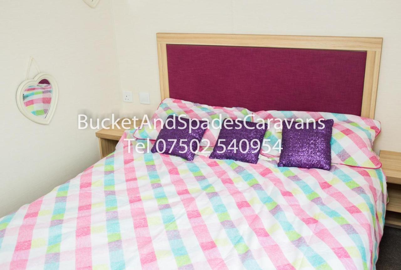 Blackpool Caravans Marton Mere Exterior photo