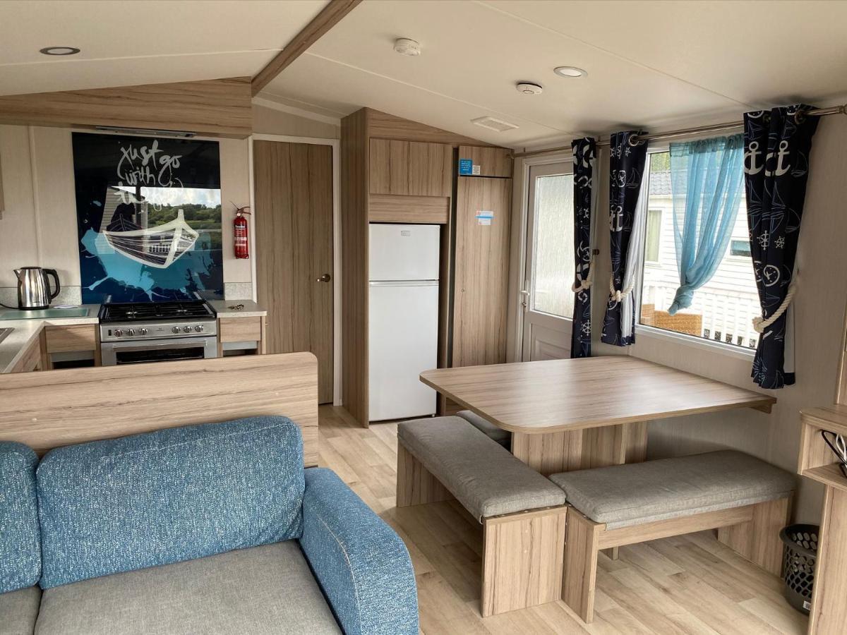 Blackpool Caravans Marton Mere Exterior photo