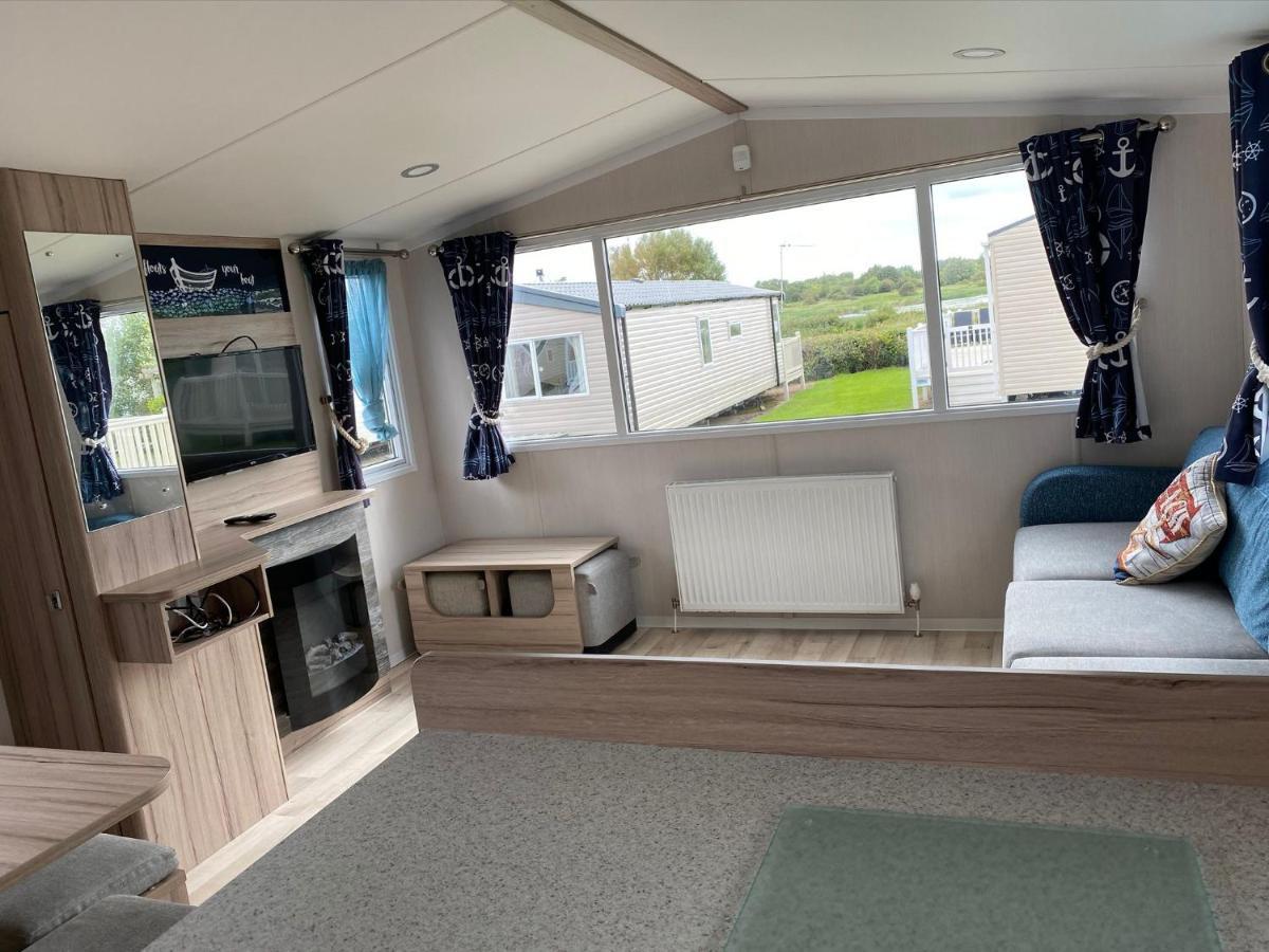 Blackpool Caravans Marton Mere Exterior photo
